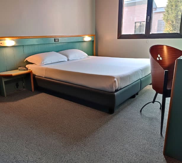 /camera_stay_hotel_old_basic_01